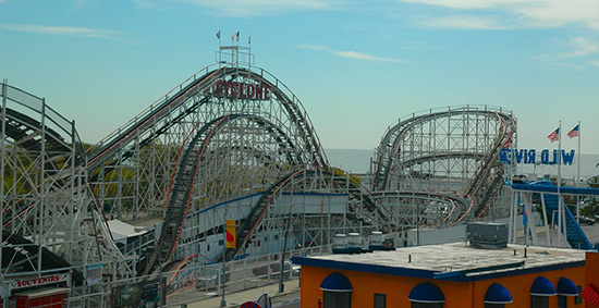 Cyclone roller coaster